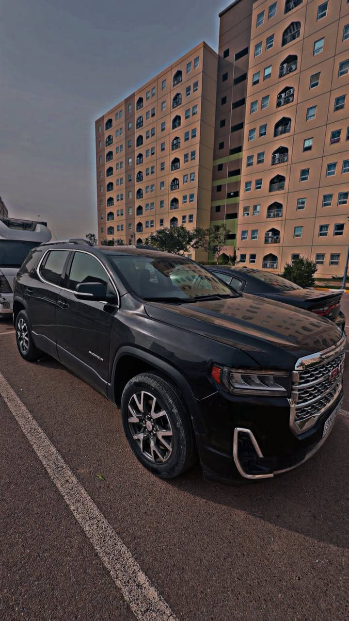 السلام عليكم

جمسي اكاديا موديل 2022 مواصفات SLE ٤ سلندر فول عدة الفتحة ماشية ٤٠ الف مابيهة اي نقص ايرباك دركة وراجع سستم حادث فقط الي بالصورة  
 مكان بغداد السعر ٢٢٠ ورقة الاتصال ***********
