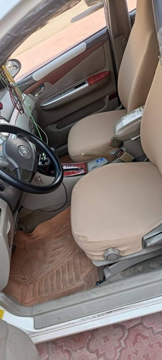 ليفان للبيع2011 بدون صبغ بدون معجون بيها بارد قليل تبريد تدفئه كير توماتيك مال كورلا محركها الاصلي بي بداية صرف بس مابي خلل  مكان موصل حي الانتصارالسعر57وبي مجال ***********
