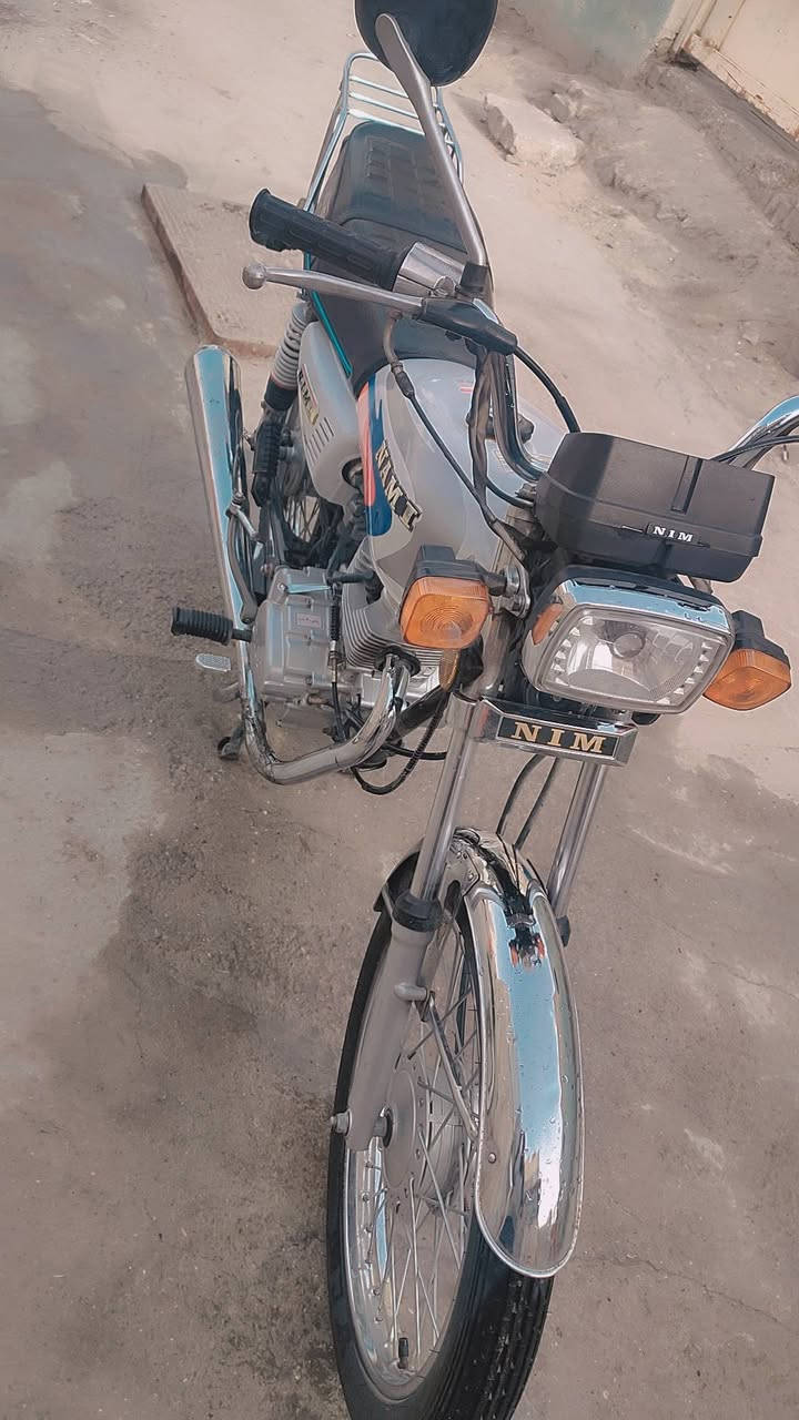 دراجه نامه 25جديده شغاله ما بيه اي عطل 750وبيه مجال قليل ناصرية مركز ***********
