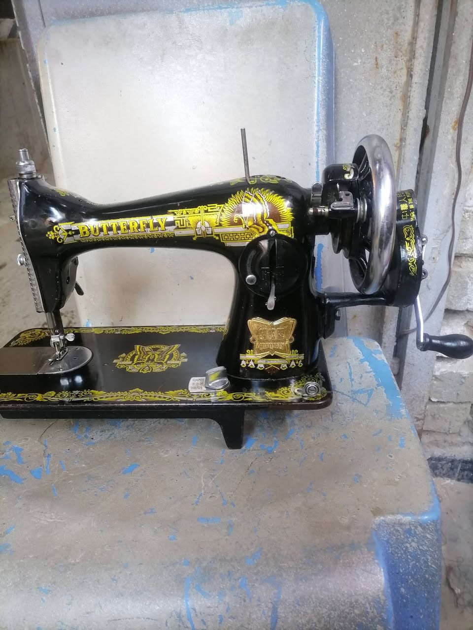 فراشه الاصليه من القديمات اصليه نضافه  فول شغاله جميع الاقمشه وعل فحص السعر ٥٠ تشتغل يدوي واذا مع ماطور ودواسه ٦٠


**إذا كنت صاحب هذا الإعلان وتريد حذفه لأي سبب، رجاءا أرسل رسالة إلى الدعم الفني**