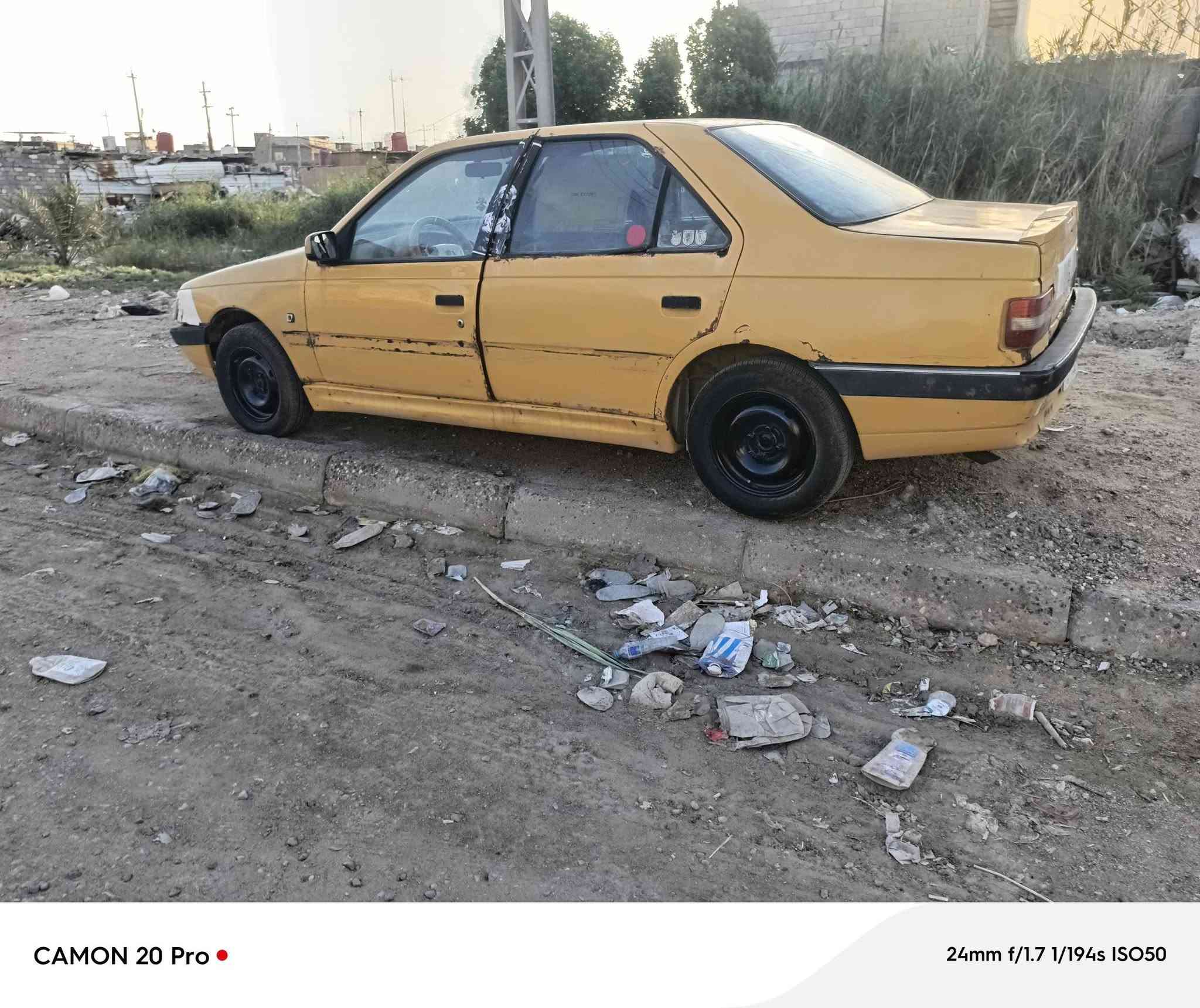 للبيع بيجو لميس موديل 16 سياره هزه جديده عليه هيه 200 مفحوصه باقي بس عله الأرقام الانكليزي بس مكينه كايمه رعيه يريد تحويل العنوان بصره موفقيه سعره 17 ورقه الاستفسار ***********
