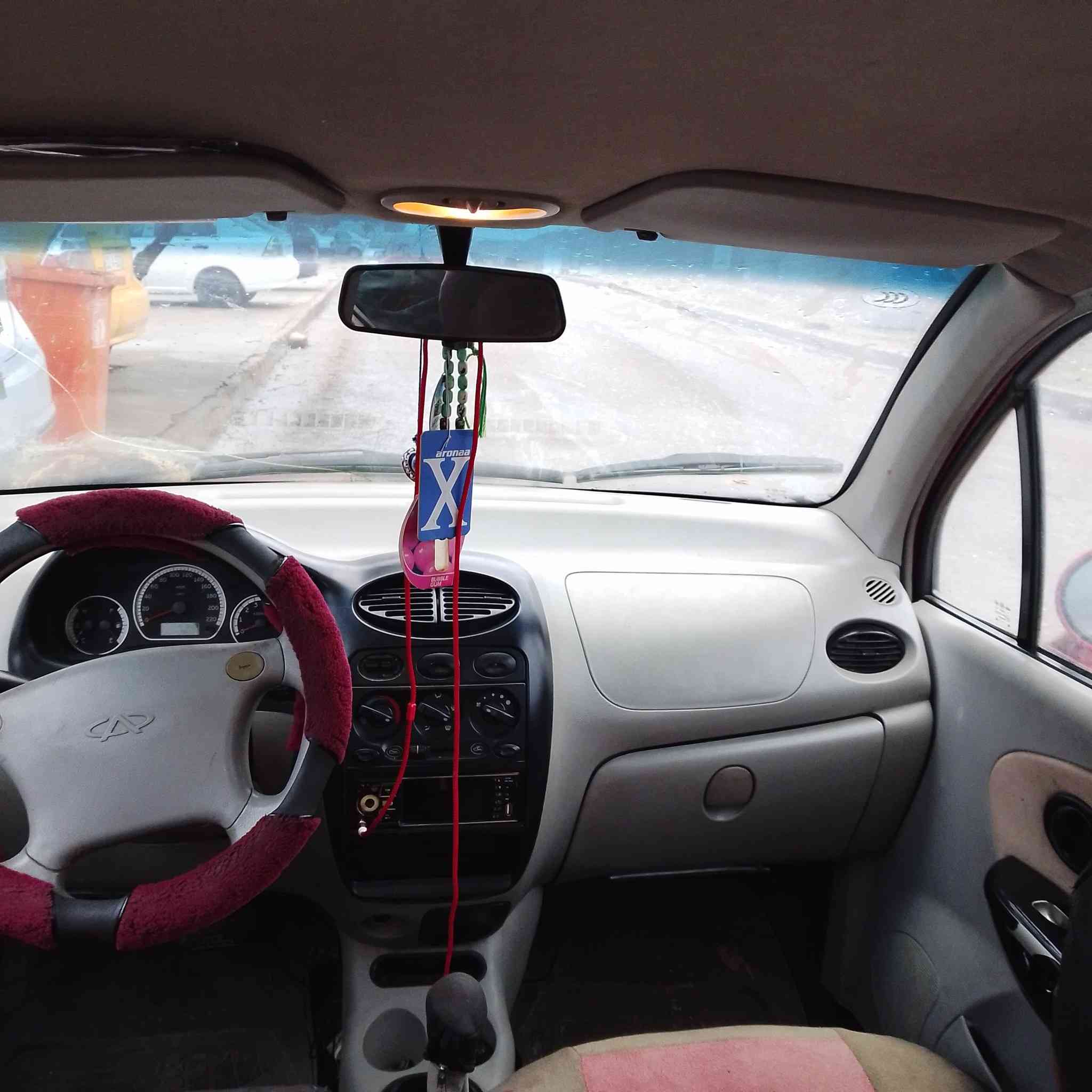 السلام عليكم سياره QQ اللون الأحمر موديل 2008 شرط التحويل سياره كاعدة سعر 28 بيها مجال التفاصيل الاتصال على الرقم ***********  المكان الموصل
