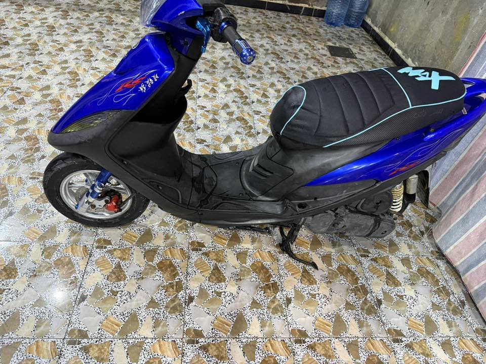 ماكس عدله رمبه كفاله عامه ختم واحد ماشيه ٤٠٠٠ فقط ويل كب ياباني باقي تفاصيلها بصور دراجه كرتون سعر وتفاصيل واتساب ***********
