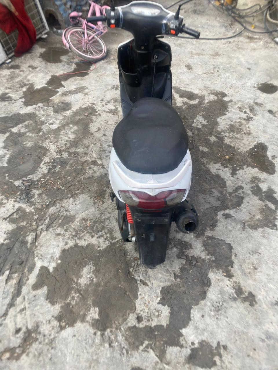 سلام عليكم دراجه ماكس قجمه دراجه خير من الله بوشه 55نصبه وشلعه ومعدل مكاني البياع تقاطع درويش سعر 400وبيها مجال ***********
