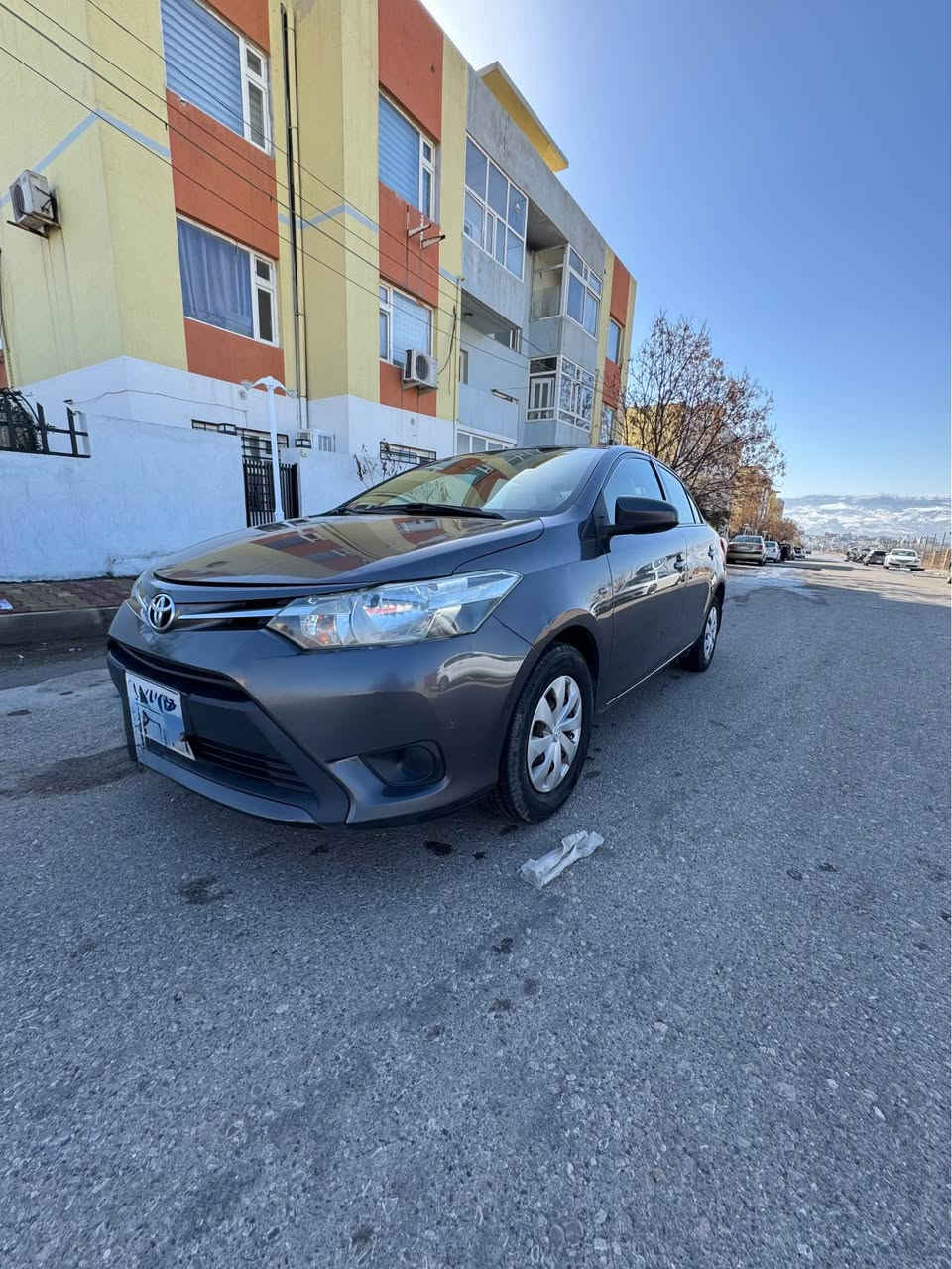 فرۆشتنی خیرا
یارس٢٠١٧ ئۆتۆماتیک 
مەکینەگەورە ناوزەرد خلیجی
گیرومەکینەی تەقەورەوقە بەشەرت
***********
بێ بۆیاخ تەرزەی هەیە پەڵەی ساردی هەیە

لەسلیمانیە لەسفری وە یەک دەستە السليمانية, العراق
