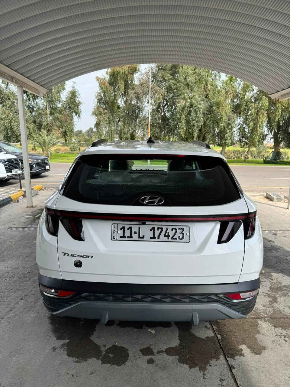 السيارة بيه رصعه مسحوبه بل جاملغ بارد بس
السعر : 20 الف دولار يعني دفترين او200 ورقة 
الرقم إنكليزي جديد 🆕 

اليكم التفاصيل الآتية:
🔘 خليجي 
🔘 ماشية :55 km
🔘 الموديل2024
🔘 سعة المحرك 2.0L 
🔘 مرتبط بناقل حركة أوتو 6 نمر
🔘 يبلغ عزم الدوران 192 نيوتن/متر
🔘 عدد AIR BAG 2
🔘 حساسات أمامية 
🔘 حساسات خلفية
🔘 لايت زينون + LED
🔘 كشافات 
🔘 بك لايت LED
🔘 مفتاح التشغيل بصمة
🔘 تشغيل عن بعد  
🔘 دشبول  
🔘 شاشة (Apple Car play - Android Auto)
🔘 كاميرا دوارة
🔘 حركة المقاعد الأمامية كهرباء
🔘 داخل ابيض واسود
🔘 تتسع المقصورة ل 5 ركاب
🔘 مثبت السرعة Cruise
🔘 المودات والأوامر الصوتية
🔘 أوضاع القيادة  Drive Mode 
🔘 فحص أنظمة السيارة 
🔘 حساسات ضغط اطارات 
🔘 مقود جلد حياكة
🔘 قطعتين تبريد
🔘 هاند بريك بصمة 
🔘 اشارة في المرايا الجانبية
🔘 ويل كب 18
🔘 4 دسك
🔘 اريل نفكيتر 
‏🔘 ABS 
🔘 أوتو هولد - Auto Hold
🔘ايزوفكس - ISOFEX
🔘 نظام مانع الانزلاق
🔘 نظام نزول المنحدرات
🔘 منفذ الطاقة 12v
‏🔘 Bluetooth - USB - Type C
🔘 شاحن هاتف Wairlees
🔘 بردات أبواب خلفية
🔘 بردة خلفية
🔘 قبضات أبواب من الألمنيوم 
الرقم : *********** اتصال او وتساب 🤍.
العنوان: بغداد السيدية
