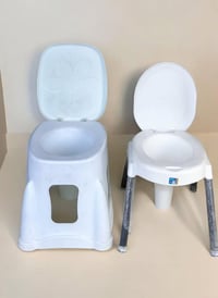 مقعد متحرك • بلاستك/حديد • النجف الاشرف