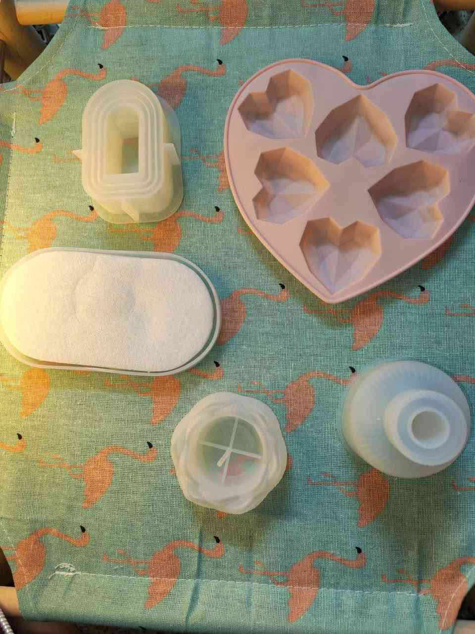 قرضات اشكال متنوعه + قوالب سليكون شمع وحجر وريزن كلهن ب17 مع التوصيل


**إذا كنت صاحب هذا الإعلان وتريد حذفه لأي سبب، رجاءا أرسل رسالة إلى الدعم الفني**