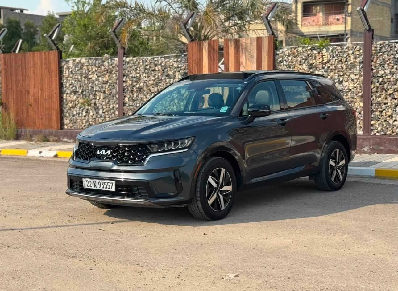 🚘 كيا سورينتو 2022 فول مواصفات 🚘

✨ وارد أمريكي
📸 صور الحادث موجودة داخل المنشور

🔧 الضرر:
▪️ بجم كبس 
▪️ بدون إيرباك
▪️ تبديل باب وجاملغ خلفي
▪️ صبغ القطع المتضررة فقط
✅ الباقي مكفول وعلى وضع الشركة

📍 الممشى: 36 ألف فقط
⚙️ محرك 2500 CC بدون تيربو (المرغوب)

🔥 المواصفات:
🔑 بصمة تشغيل ودخول
🌞 سقف بانوراما
👨‍👩‍👧‍👦 7 ركاب
❄️ 3 مناطق تبريد
🛋️ داخلية جلد
🔥 تدفئة كشنات
⛰️ نظام نزول المنحدرات
📡 رادار
🛣️ تحديد مسار
✅ وباقي المواصفات المعروفة لفئة الفول

رقم اربيل سنويه جديده تحويل او وكاله شرط 
📍 الموقع: بغداد
💰 السعر:- 197 وبي مجال 
📞 للاستفسار:- ***********
