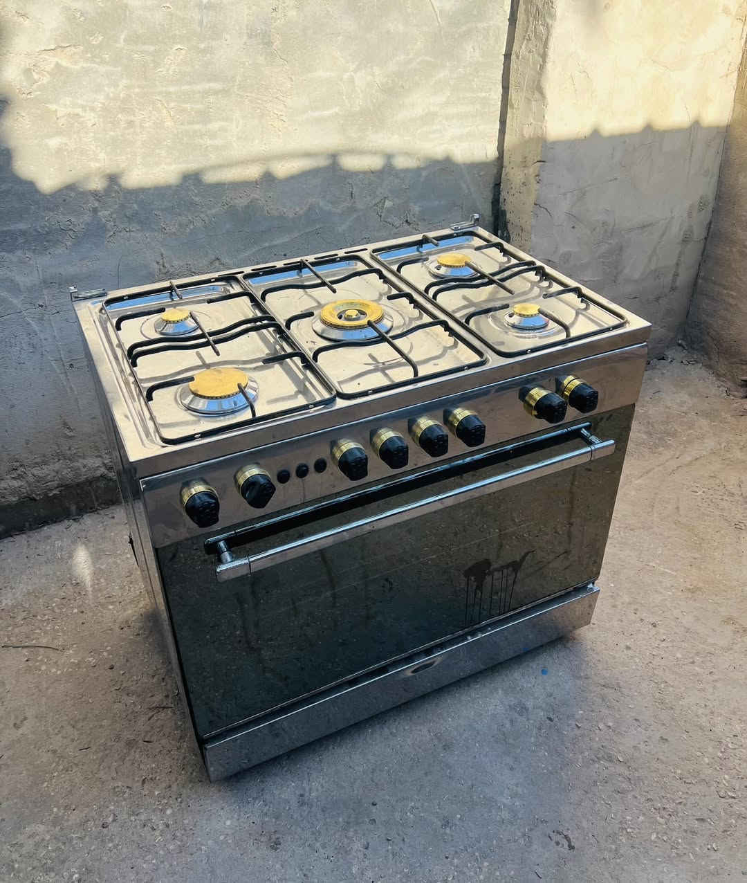 طباخ فريش اخو الجديد مستخدم قليل جدا سعر 165 الف كربلاء حي الغدير ***********
