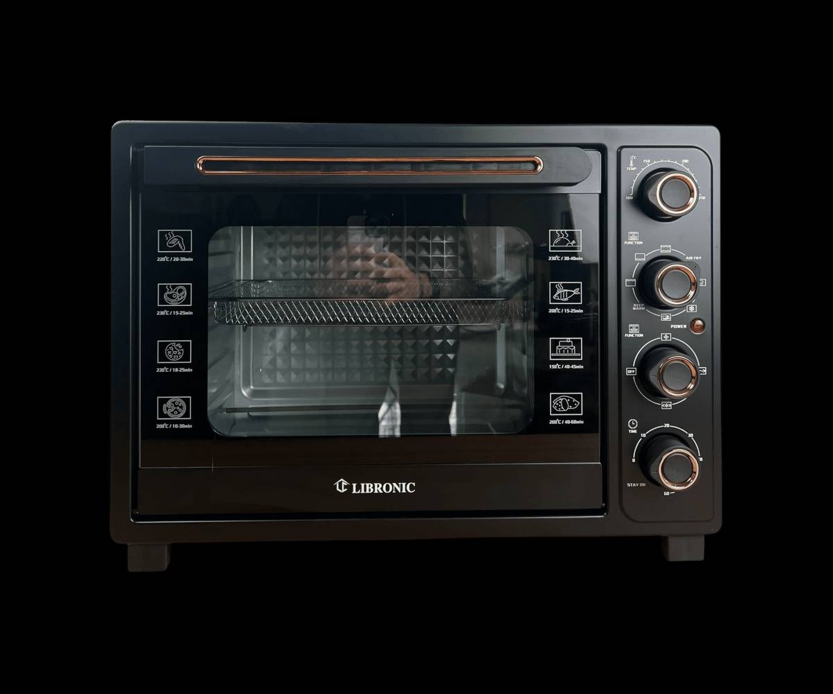 فرن واحد… إمكانيات مطبخ كامل 🔥

قلي هوائي بدون زيت، شواية دوّارة، خبز، تحمير وكل هذا بسعة 60 لتر

LIBRONIC LC-60 يخليك تطبخ براحتك وبنتيجة احترافية

حرارة متوازنة، تحكم كامل، وطعام مقرمش من الخارج وطري من الداخل

اختيار مثالي للعائلة والولائم

دلّل مطبخك اليوم 👌🍗