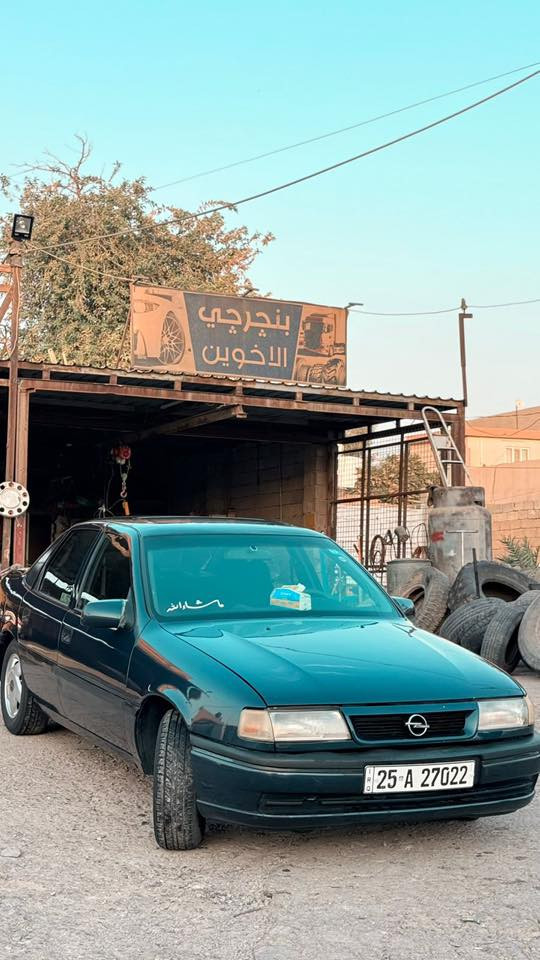 سياره أوبل فكتره محرك ١٦ موديل ٩٠ محدث ٩٥ سنويه مالتها ل ٣٠ بأسمي
رقم كركوك ألماني ماعليها اي غرامه  
سعر ٤٣ ورقه وبيها مجال 
***********
