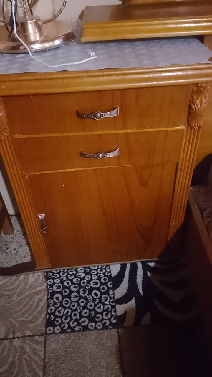 تخت وياه دوشك السعر 100
جانب الايمن موصل جديدة


**إذا كنت صاحب هذا الإعلان وتريد حذفه لأي سبب، رجاءا أرسل رسالة إلى الدعم الفني**