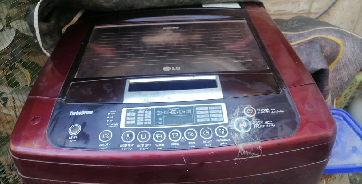 غساله LG سعرها ٣٠٠ ١٦ كيلو. التخم عشر مقاعد ٤٥٠ الصوبه ٢٥ المجمده ٢٠٠ والاسعار بيهن مجال بسيط مكان حي الاعلام  يم عمارات الكويتي


**إذا كنت صاحب هذا الإعلان وتريد حذفه لأي سبب، رجاءا أرسل رسالة إلى الدعم الفني**