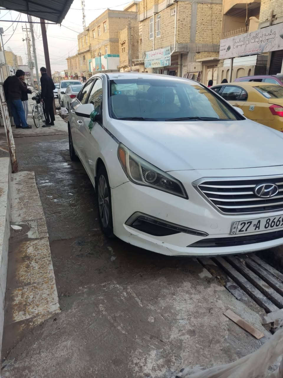 السلام وعليكم 
سوناتا 2015 بسمي محرك ستندر مكفوله من تبديل سونار مرفق  مع صور  محرك شرط لا مفتوح كفاله سياره جاهزه لاخر حبايه جاهزه على اخر حبايه  سعر ١٢٢ وبيه مجال مكاني ذي قارقضاءالشطره 
***********
