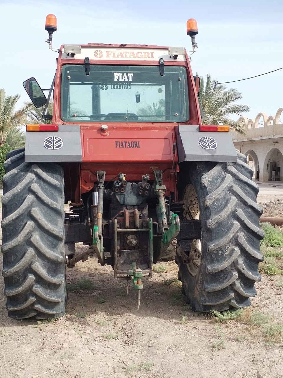 مكينه للبيع حجم 160 فول مواصفات بس اكسن مخفي رقم واسط تحويل تصل ***********
