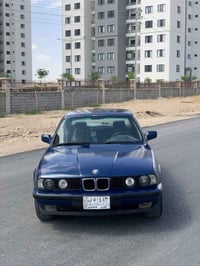 520i • سقف شمسي • غيار عادي