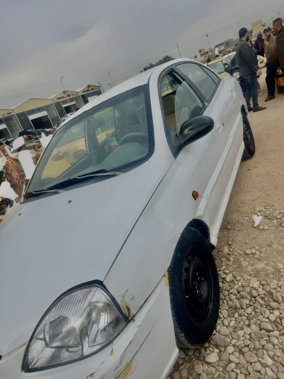 سلام عليكم كي ريو 2002 سنويه حد 2028 كير عادي مكينه مسكر لاتنقص لاتبخر مكينه خير من الله كهربائيت جديد ضفيره كله جديد صدر جديد سياره خير من الله عنوان بغداد جميله  رقم ***********سعر 30)
