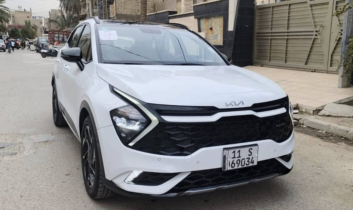 السلام عليكم
سبورتج 2023 جيتي لاين خليجي 
فول مواصفات 1/1 
مكفوله ضربه وصبغ وتبديل 
وضع شركه برغي ممفتوح بيه 
ماشيه 34 الف 

السعر 228 ورقه 
رقمي ***********
