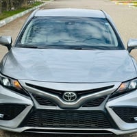 اخوان  كامري موديل 2023 بدون كص بدون حادث  كير محرك شرط  ماشيه 40 الف ...