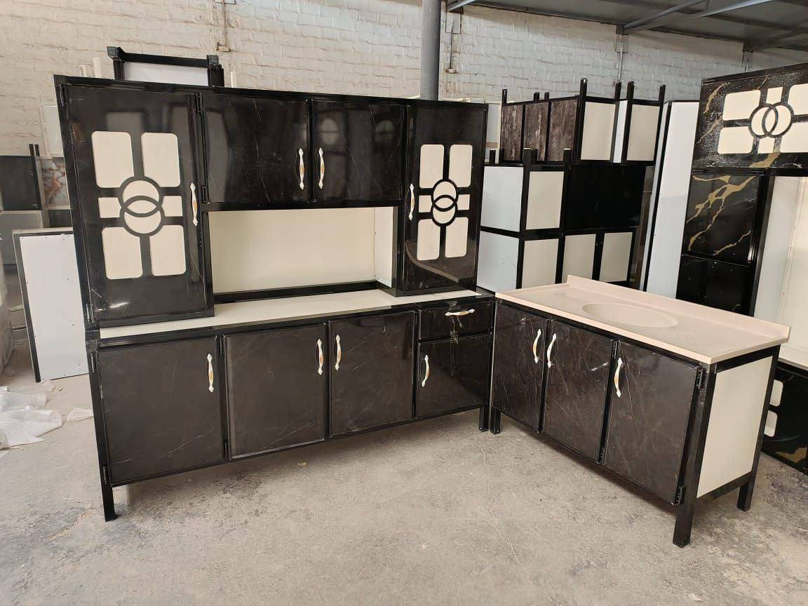 للبيع
مترين مع سنك 
يتوفر توصيل محافظات


**إذا كنت صاحب هذا الإعلان وتريد حذفه لأي سبب، رجاءا أرسل رسالة إلى الدعم الفني**