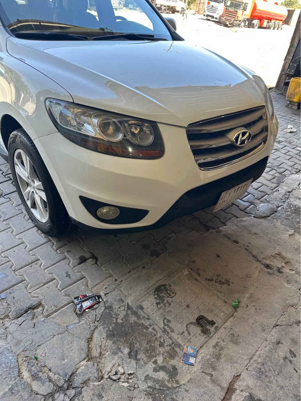 سلام عليكم

سنتافي. مديل 11 

خليجي.   

محرك 6V 3500

فول مواصفات 

بصمه 

فتحه 

كشنات جلد 

كشن كهرباء 

7 راكب. 

تبريد 3 قطع. 

حساسات 

مري شفط 

رقم بابل. 

سونار. ويه صور 

سعر 138 وبيهه.  مجال.  

الاستفسار. ***********
مكان سياره نجف الأشرف النجف, العراق

