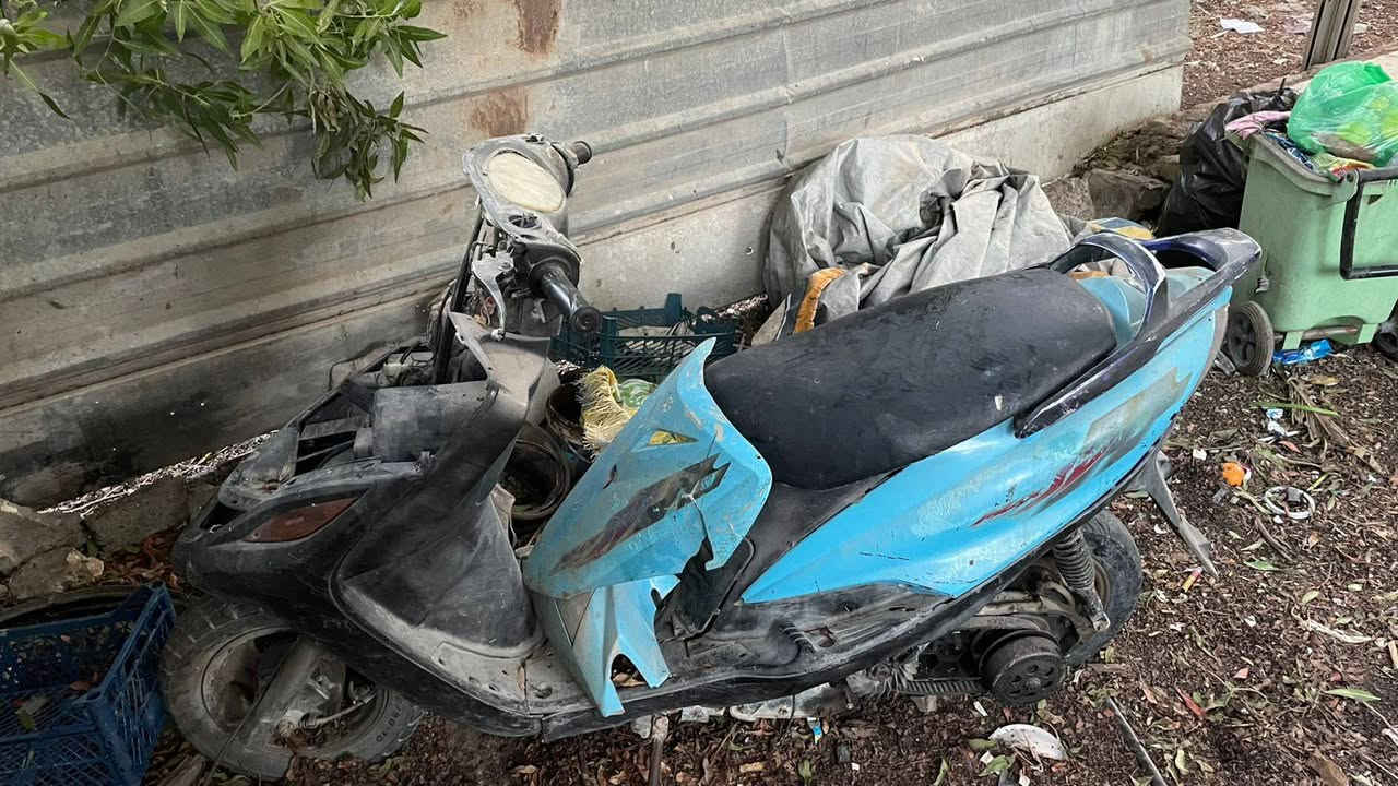 السلام عليكم
دراجتين ماكس وسكنس نثيه للبيع الدراجات تاركهن فتره طويله هسه يفيدن ادوات تفصيخ او ادامة ( السكنس تشتغل تمشي وتطفه والماكس بس لاطشه وشادلهه صالنصه رياضي كلش مرتبه) المكان بغداد الشعله السعر 200 الف ثنينهم وبيهه مجال للاستفسار ***********
