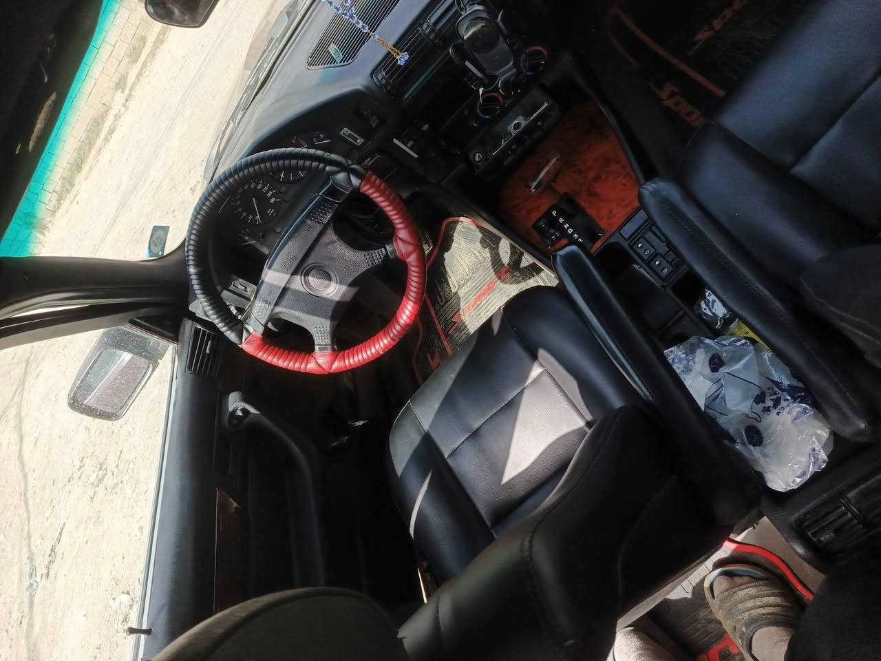 السلام عليكم
بي ام اصل 525
موديل 1992معلايه 1995
مكينه وكير بشرط اوتو 
مكينه صقر 28مسكر 
داخل جلد 
تنته كهرباء شغاله طگتين 
حداديه 75٪
تدفئه تبريد قطعتين ثلج 
تخم تاير تخم ويل خليه 
ملاحظات بسيطه 
العنوان ديالى بعقوبه
السعر 55وبيها مجال 
رقم الهاتف 
***********
