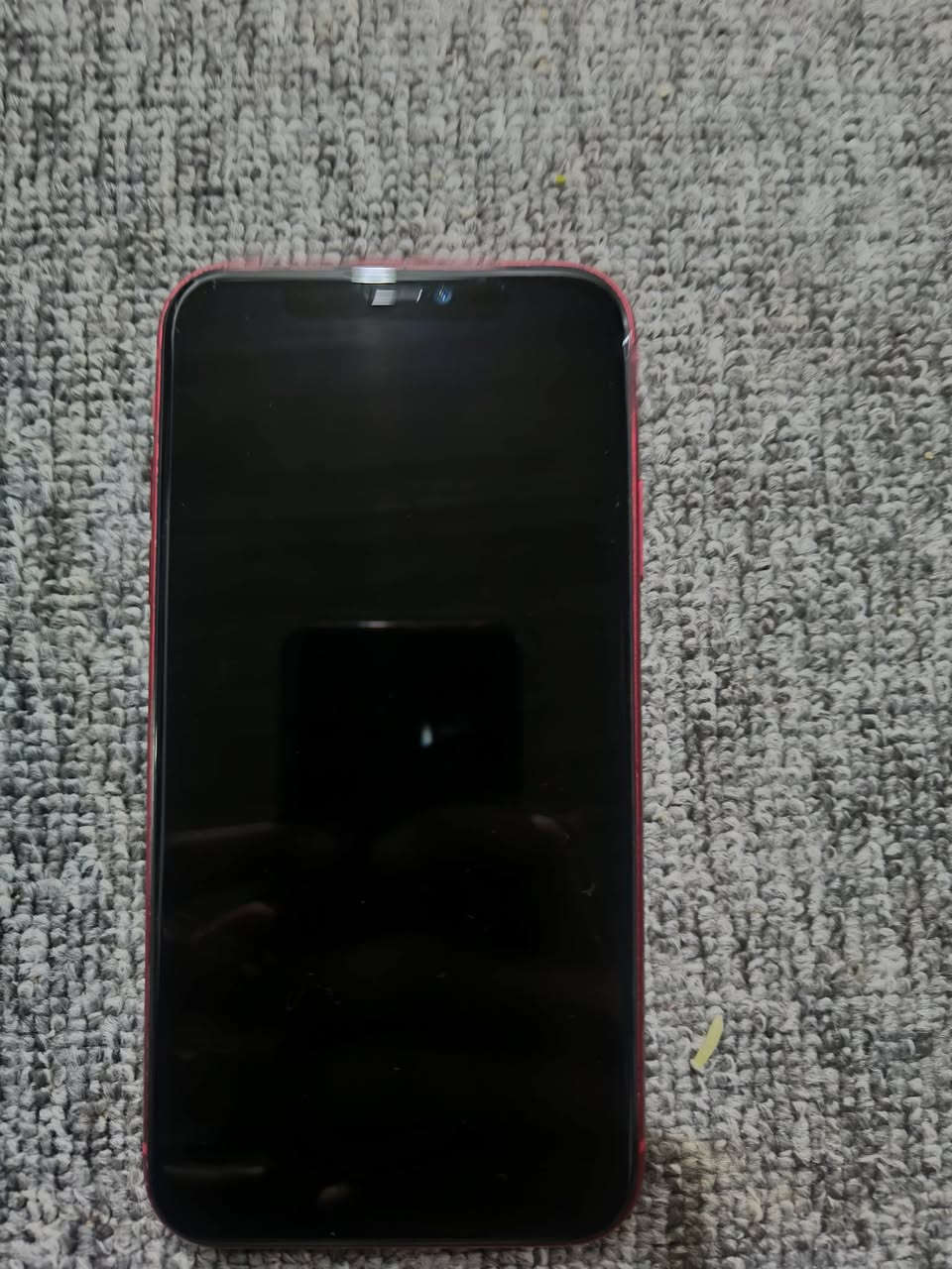 سلام عليكم جهاز للبيع ايفون 11عادي ذاكره 128بطاريه 79نضافه 100/100/ولا زلغ كلشي ما مبدل ولا داخل صيانه سعر 200 7870082611
