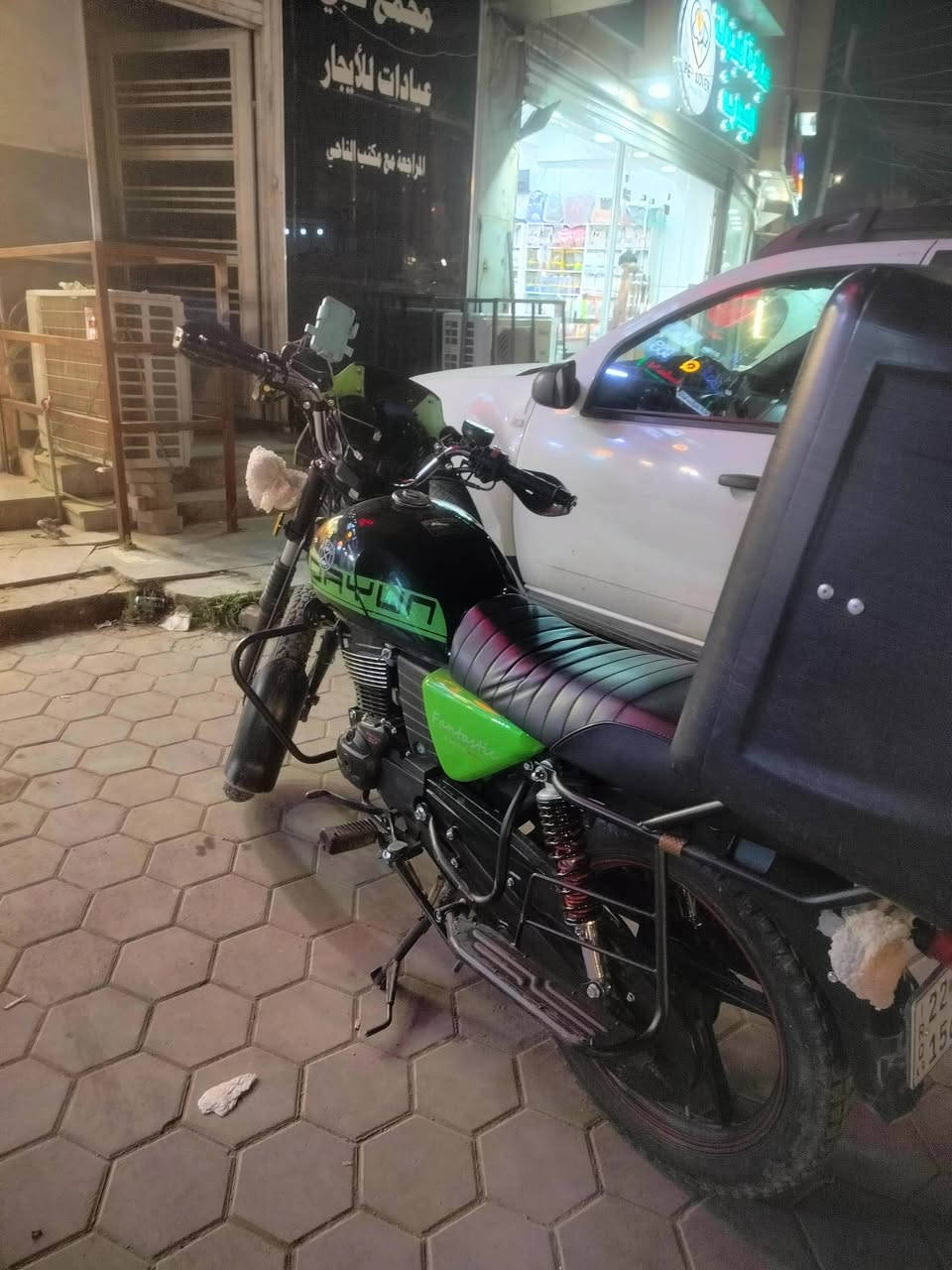 السلام عليكم دايوان موديل 25 مكفولة كاملة بعدها زيرو 
رقم اربيل تحويل ثاني يوم مكاني بغداد الشعب 
السعر 2650 وبيها مجال الرقم ***********
