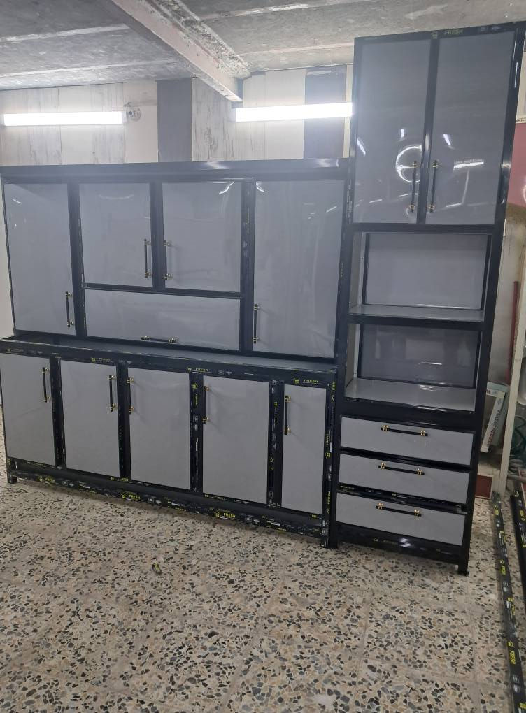 شغل درجه اولى مبطن فقط يوجد ستبدال بل قديم يوجد فرق الاستفسار رقم تلفون وتساب موجود *********** النجف, العراق
