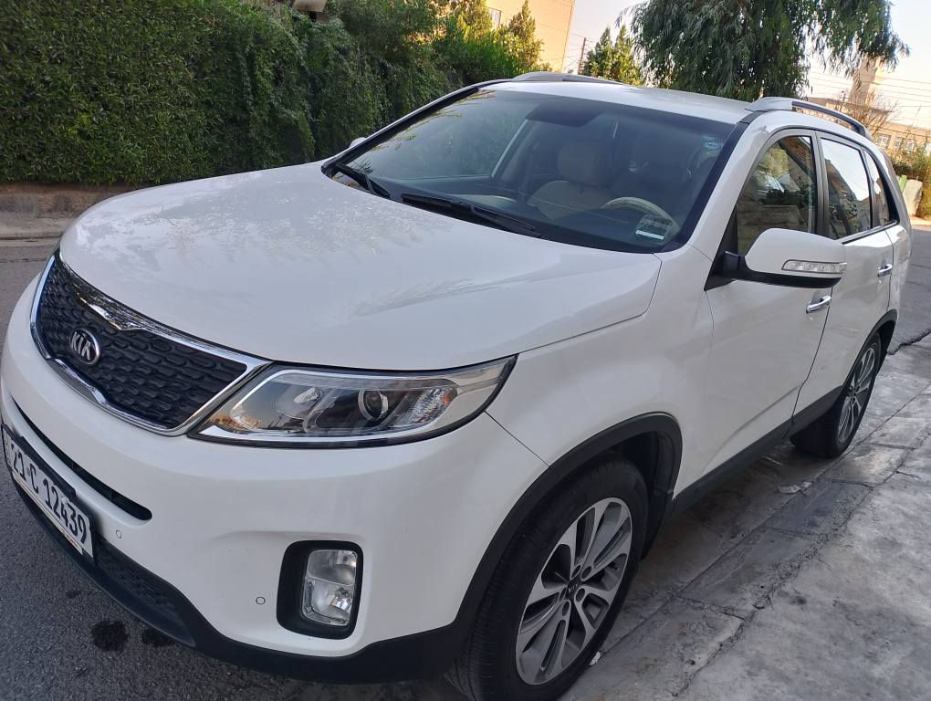 کیا سۆرینتۆ 
مودیل:2014
فول فولە باس سلایت نییە 
سەیارەکە هیچی نییە 
مەکینەی کرایتەوە 
سێ رێز کوشین 
یاک ٢٥٠مەسرەفی نییە 
رەقەم سلێمانیە 
بەناوی خۆمانە 
سەیارەکە بێ حیبە مالی دۆستە 
شوێن :هەولێر 
رەقەم موبەهیل ***********
         *********** أربيل, العراق
