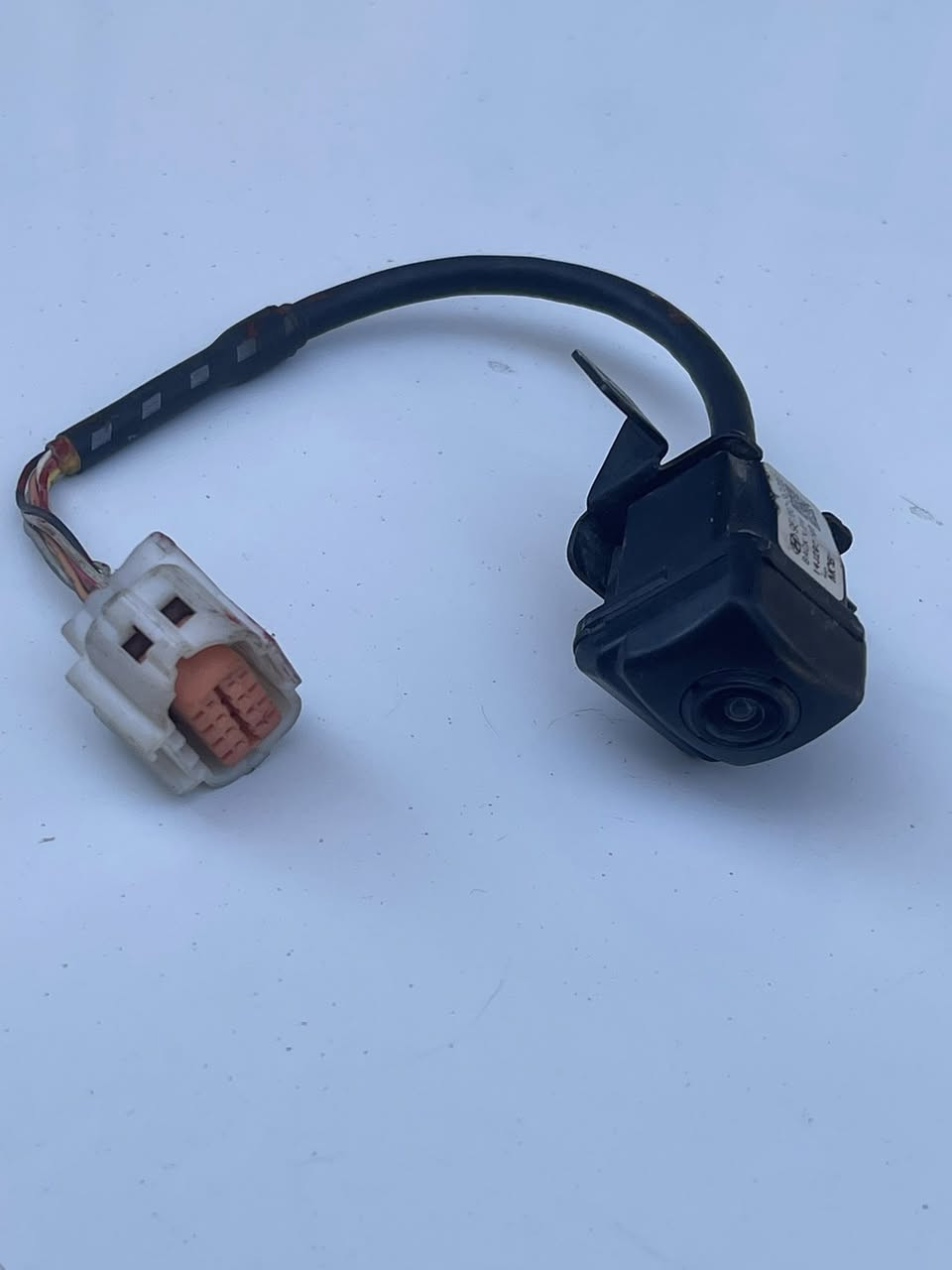 كاميرا خلفية مال سوناتا فول وضوح ودقة فتحتها بيدي من سيارتي بلادية اصلية شغاله شرط الفحص
ترهم على اغلب السيارات 
مكاني بغداد اكتب سعرك واني اراسلك


**إذا كنت صاحب هذا الإعلان وتريد حذفه لأي سبب، رجاءا أرسل رسالة إلى الدعم الفني**