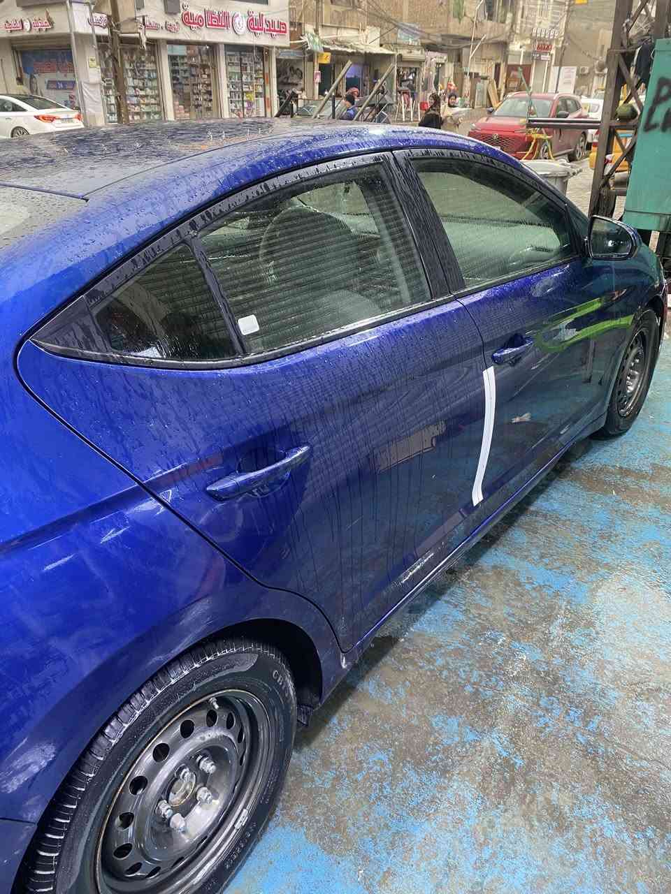 سلام عليكم اخوان انترا موديل 2019 
بيه صفحه صبغ  كير مكينه مكفولا صدر جديد سياره تخم تاير كهربائيات فول 
العنوان بغداد الامين السعر 120 $ 
***********
