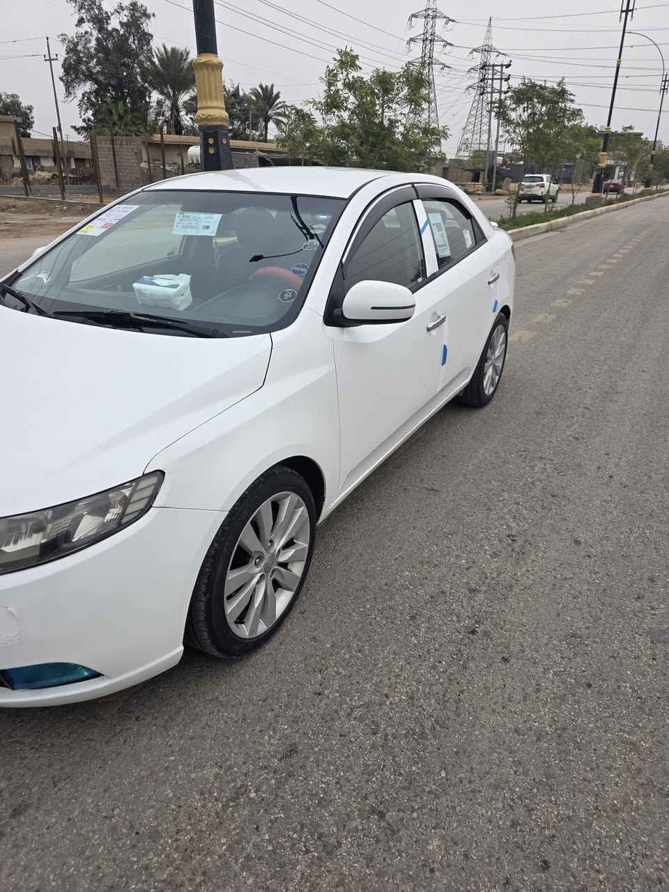 سيراتو 2011وارد خليجي مكفوله كفاله عامه فقد بارد بلباب الخلف السائق رقم اربيل الدوالي وكاله تحويل موصفات ويل كب يده نيكل اشاير مري حاس خلفي ابريك اي بي اس ثري كير داخل لونين مكينه 1600مكينه اوكير وحداديه اوتخم تاير كله جديد بشرط السعر105$هاتف***********مكان السياره كربلاء المقدسة غير متواجد على الفيس
