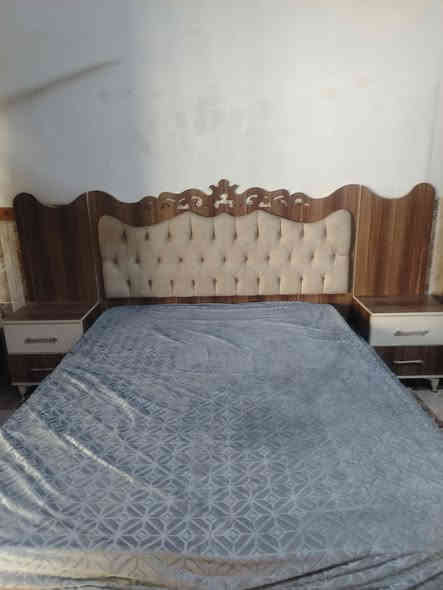 غرفت نوم جديده مستعمله شهر واحد فقط للبيع الاتصال ***********
