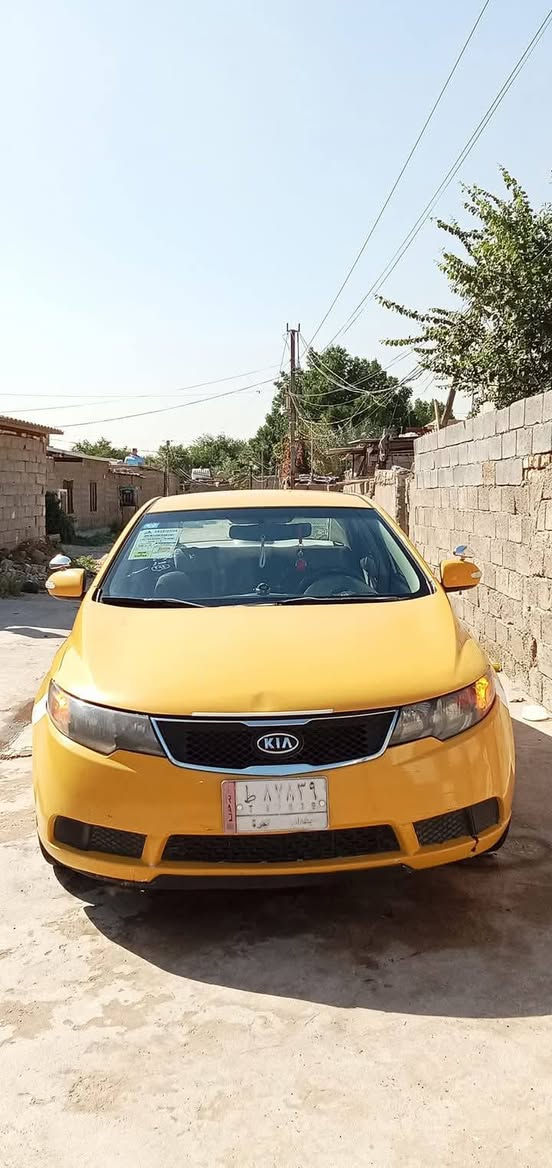 السلام عليكم ورحمة الله فورتي للبيع 10وارد أمريكي حادثها بسيط بنيد مبدل طخة بالجاملغ  الأيمن الباقي كفالة المكان بغداد السعر 88 وبيها مجال نظامEco اقتصادي مراوس اراوس *********** واتساب
