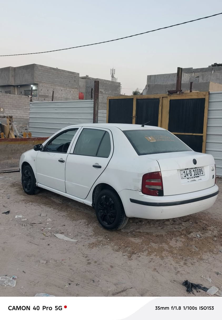 سياره سكوده المديل,,2005,,كير محرك كورلا  حداديه"١٠٠/٨٥"نعمه خير من الله وشي ثاني عوز ها ترتيبات بصيطا السيارا بسمي السعر,,,٣٣ورقه,,,وبيها مجال تعال وكلب وشوف شوف العين   عنواني البصرة الزبير.......***********..... متواجد واتساب
