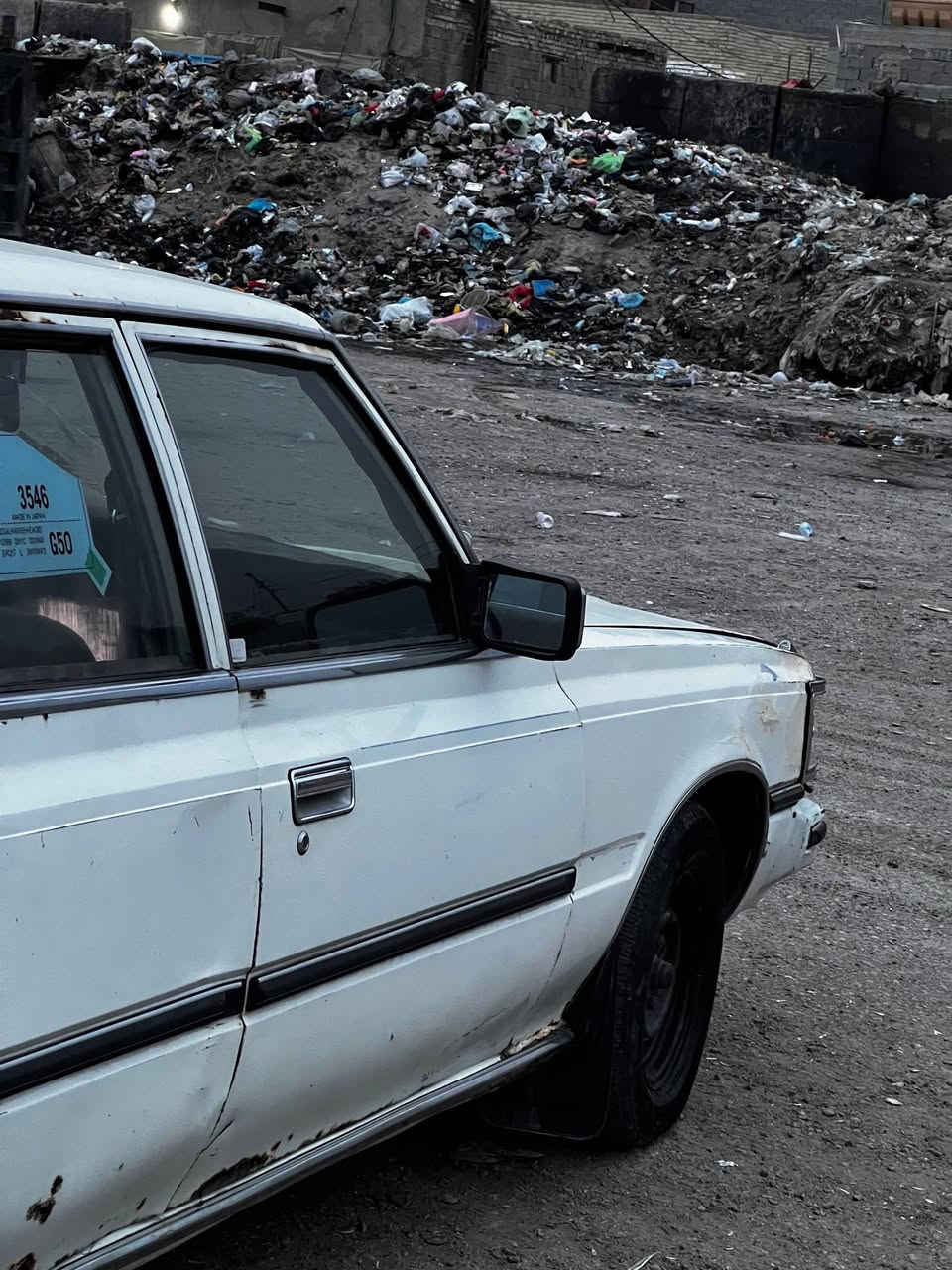 سلام عليكم:
سوبر 82 سياره بلاديه مابيه صبغ 
كير ومكينه جديد حداديه جديده 

سياره بسأمي 
رقم ***********
مكاني بغداد الرئاسه العبيدي
