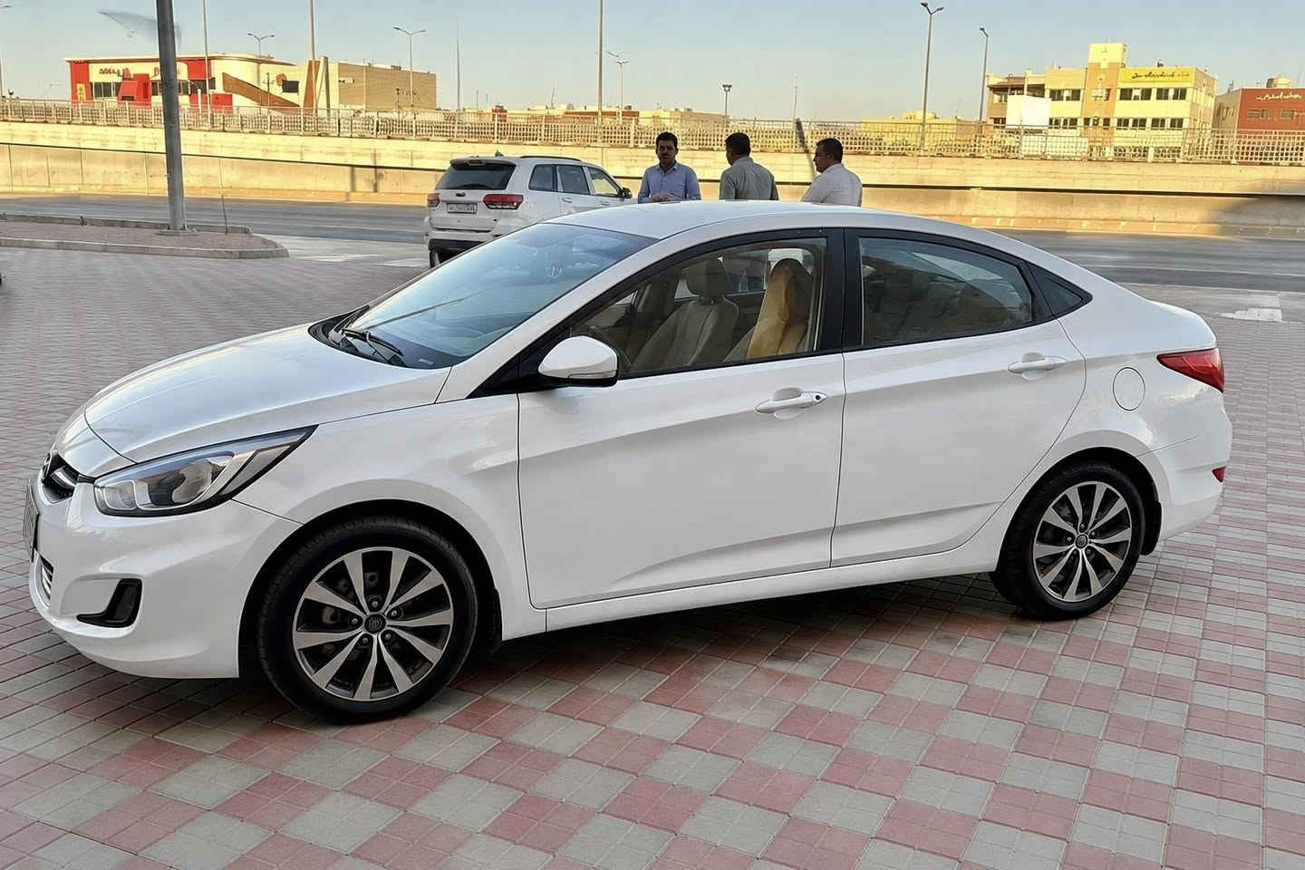 للبيع هيونداي أكسنت موديل 2018 🚘

السيارة بحالة ممتازة، بارد خفيف بالبنيـد، كير ومحرك ما مفتوحات، نظيفة وجاهزة للاستخدام اليومي.

✔️ محرك ممتاز
✔️ كير ممتاز
✔️ فحص جاهز
✔️ سيارة مرتبة وما تحتاج مصروف
السعر 112ورقه
للاستفسار مراسلة الخاص أو الاتصال على هذا الرقم: __________***********
