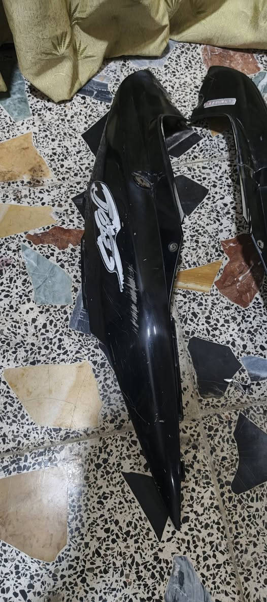 كفرات ماكس قجمه نص عمر بلاديات مختمات بلاد سعرهن 15 اللف قفل 🔒***********
لا يوجد توصيل بدون احراج
والسعر ثابت
