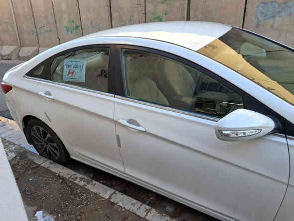 السلام عليكم …
سوناتا خليجي ٢٠١٢  رقم اربيل  
كير مكينه مكفولات 
جاملغ الايمن صبغ بدون ايرباك 
ماشيه ١٠٠ الف 

مكانها بغداد الطوبجي 
السعر ١٢٠ وبيها مجال 
***********
