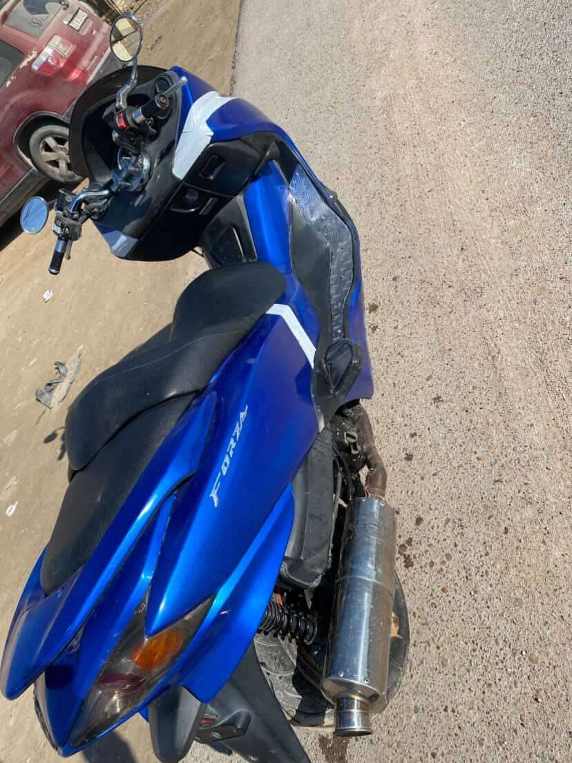 السلام عليكم 
فورزه 0/10للبيع مكينة قبل يومين مجفته تجفيت درجه ولى   أستان حساس صالنصه رياضي  جاهزة بس نقصها التريشة الجوة اليسرة دراجة خير من الله  دراجة السعر مليون و300 وبيها مجال العنوان بغداد الحميديه هاتف ***********
