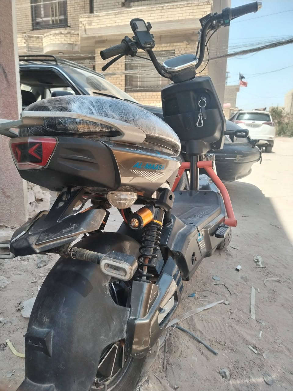 دراجه شحن للبيع كلشي شغال خمس بطاريات سعر 200مكان كربلاء بطاريات تمشي 20كيلو
***********
