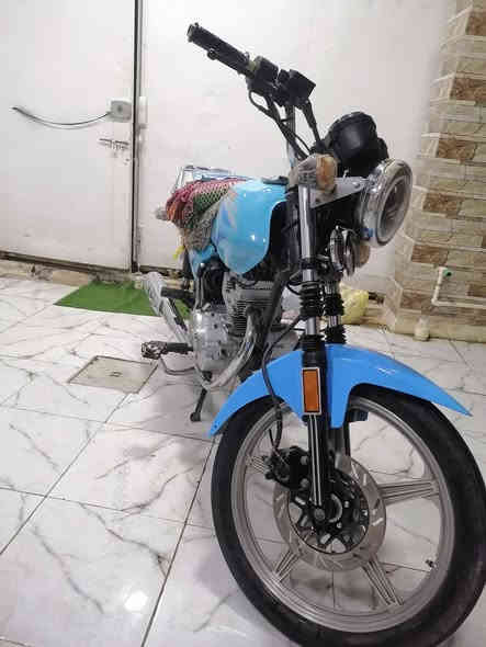 /سعره500 وبيه مجال للشراي/
 و(للبيع 2021) كلك كلك كلك تفاصيل كدامك لٱ تجي تكلي شبيه  مكفوله م̷ـــِْن سرقهه
دراجه ڱڵـه  شغله هورن لايت اشاير ڱڵـه  شغاله 
عوزه بس تفيلس فقط
صالنصه ستيل
طويريج ***********
