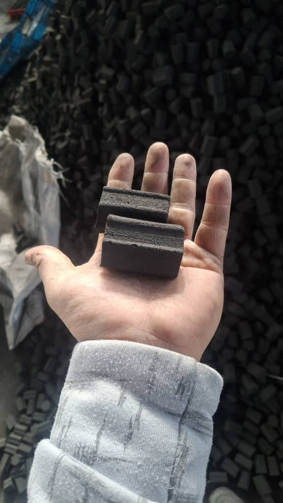 فحم ايراني اصلي شرط الفحص  10 كيلو  توصيل لجميع المحافظات العراق  للحجز واتساب ***********
