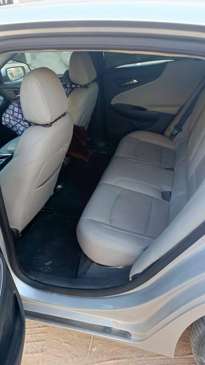 السلام عليكم ماليبو 2018 1.5
السياره نظيفه جدا الداخل صوره واضحات ونظيفه كلش
 حادث امريكا الجاملغ الايمن الدعاميه محدثه 2024 
بالعراق صار بيها حادث الجاملغ الخلفي الايمن ومجورد بس  
باقي السياره مكفوله وشاهد الله ابيع لان متوازي على فلوس بس
السياره ماشيه 55 ميل يعني تقريبا 88كيلو حقيقي 
كير ومحرك مكفول السياره نظيفه 
تبريد ثلج فول مواصفات
السعر 87 مال متوازي


**إذا كنت صاحب هذا الإعلان وتريد حذفه لأي سبب، رجاءا أرسل رسالة إلى الدعم الفني**