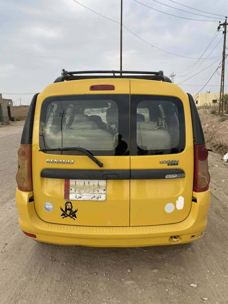 رينو لوكان جاهزه موديل 2011 سنويه صاقطه من 2022 بيها ورثه السعر 25 مكانها سماوه قضاء الخضر ***********
