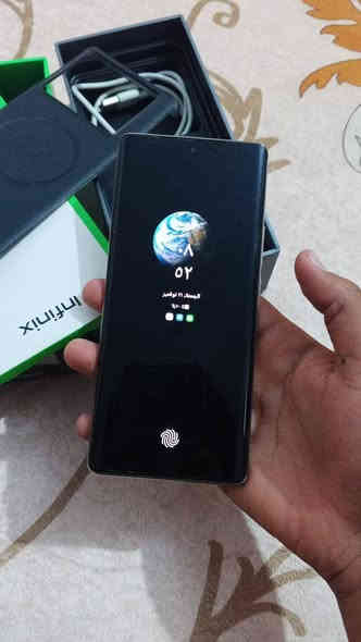 سلام عليكم جهاز Infinix NOTE 40 Pro لبيع جهاز نظيف كلش كامله ملحقاته بس سماعات مو ويه سعر 250مكاني لعماره حي العسكري رقمي ***********او مراوس بايفون 13برو ماكس ونطي فرق
