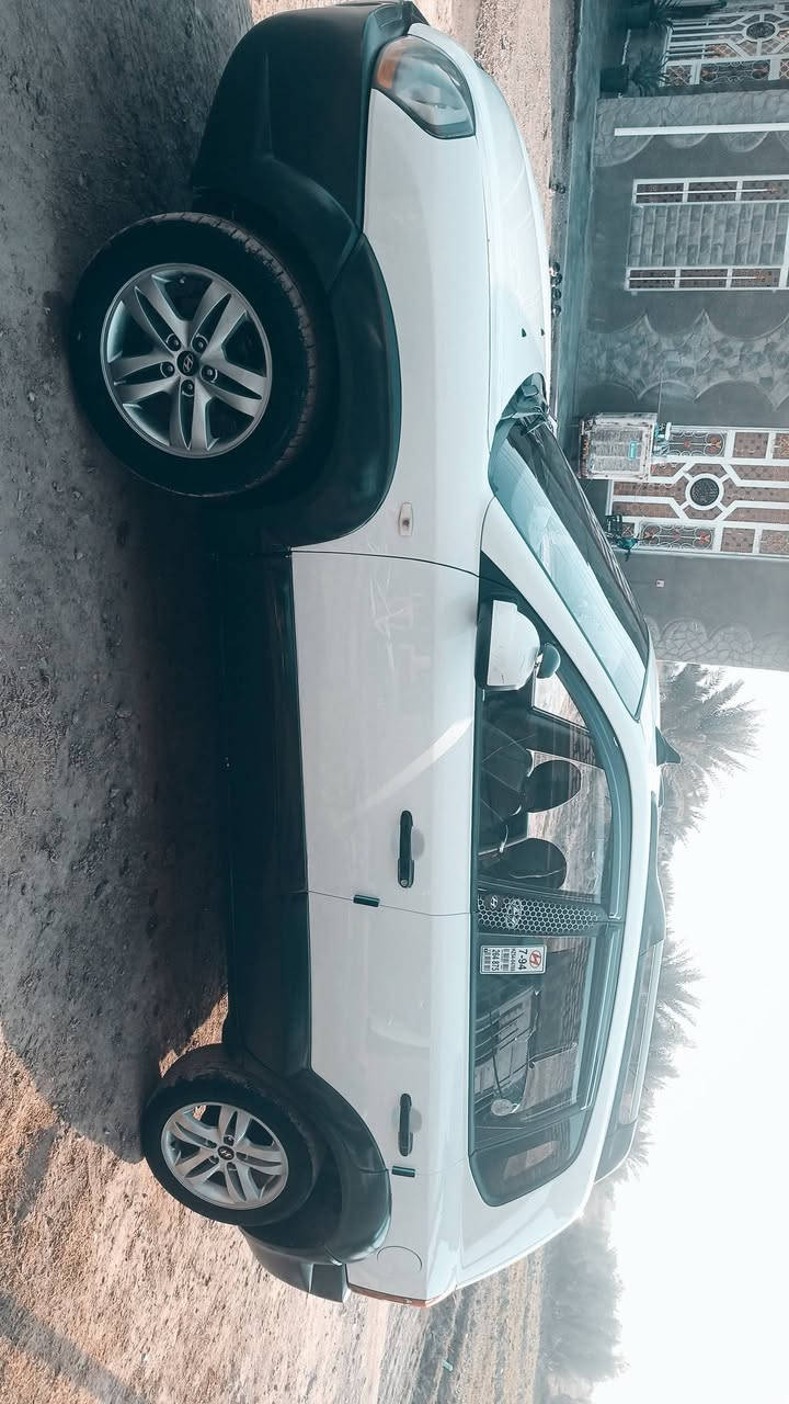 توسان 2009 رقم انبار انكليزي السعر115المكان بغداد التاجي***********
